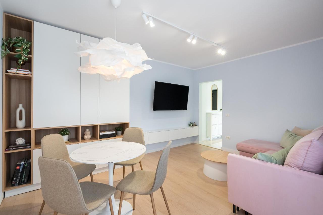 Candy Land Downtown Apartment Бухарест Екстер'єр фото